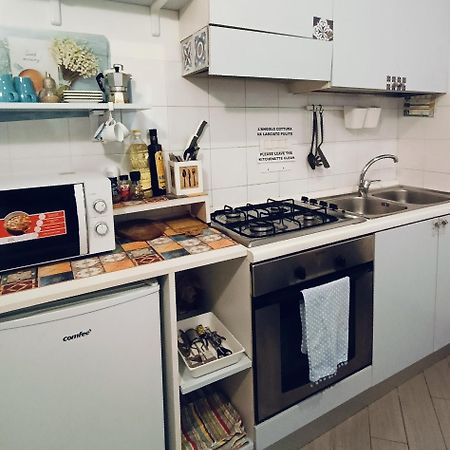 Divas Appartamento Neapel Exteriör bild