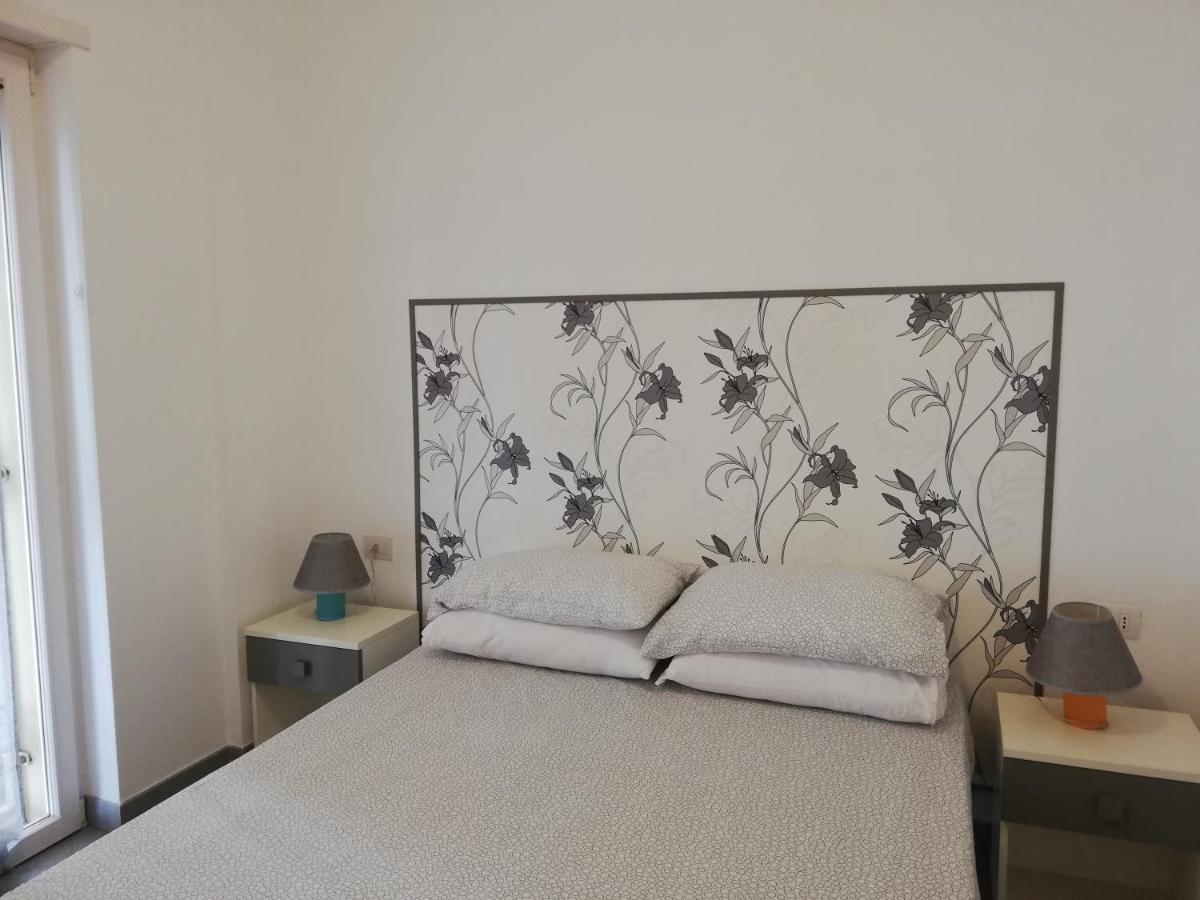 Divas Appartamento Neapel Exteriör bild