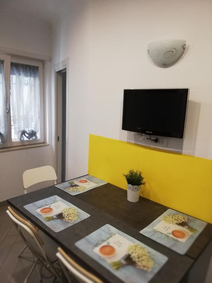 Divas Appartamento Neapel Exteriör bild